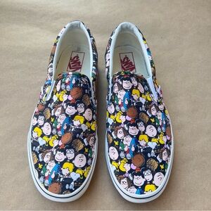Vans x Peanuts “The Gang” Classic Slip-On Charlie Brown Snoopy Size 10